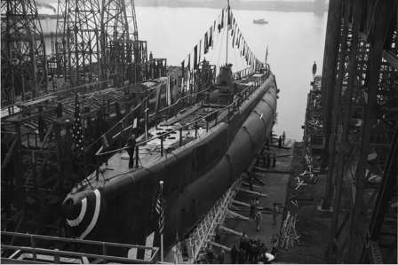 Brad's first assignment in 1942, the submarine USS Trumpetfish (SS‑425)