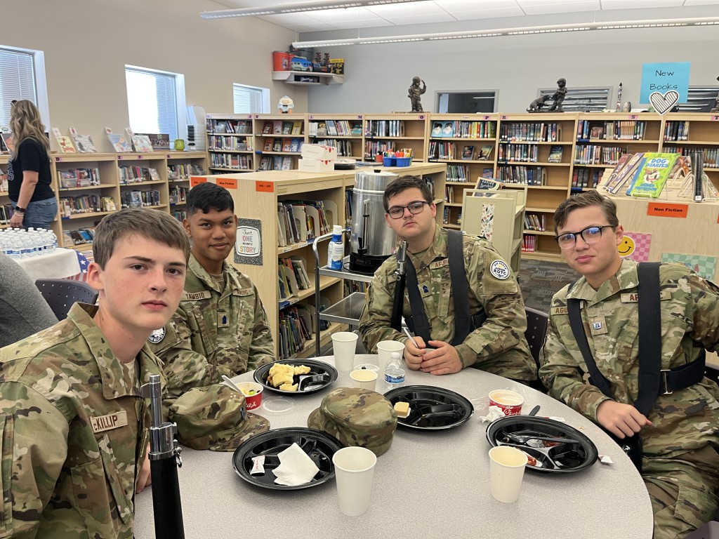 2025 Sierra Verde Elementary Veteran Appreciation Photos