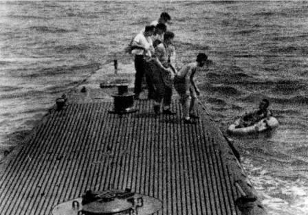 USS Finback rescuing George H.W. Bush